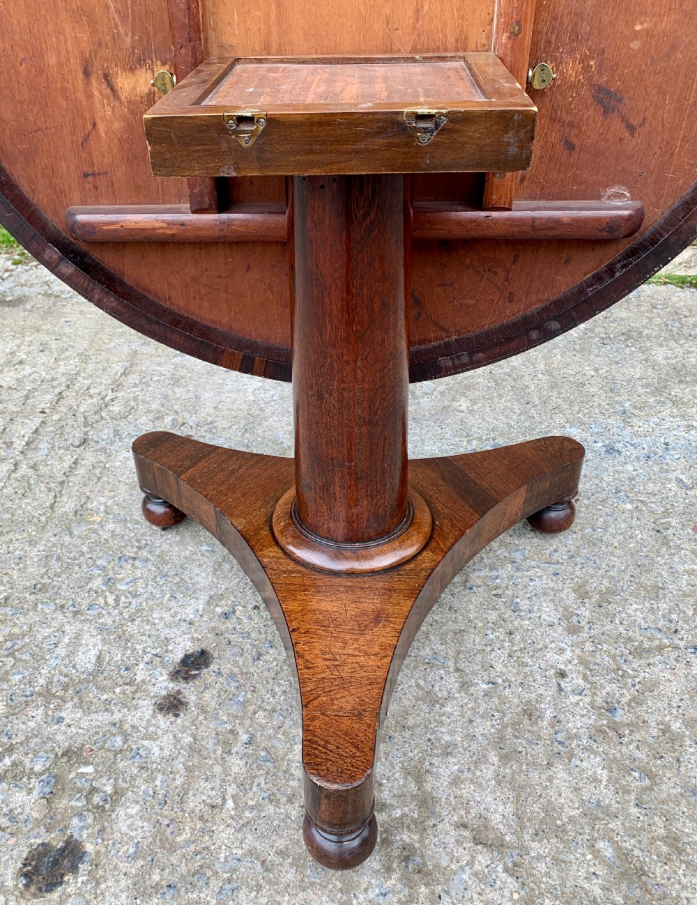 Antique Regency Rosewood Breakfast Table View XI