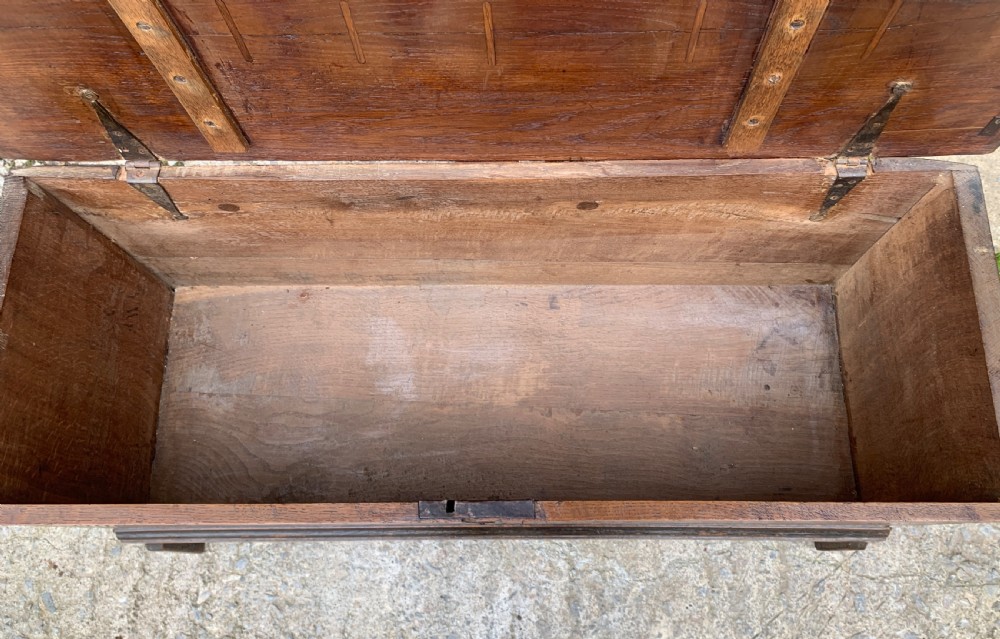 Small 17th Century Oak Coffer View VIII
