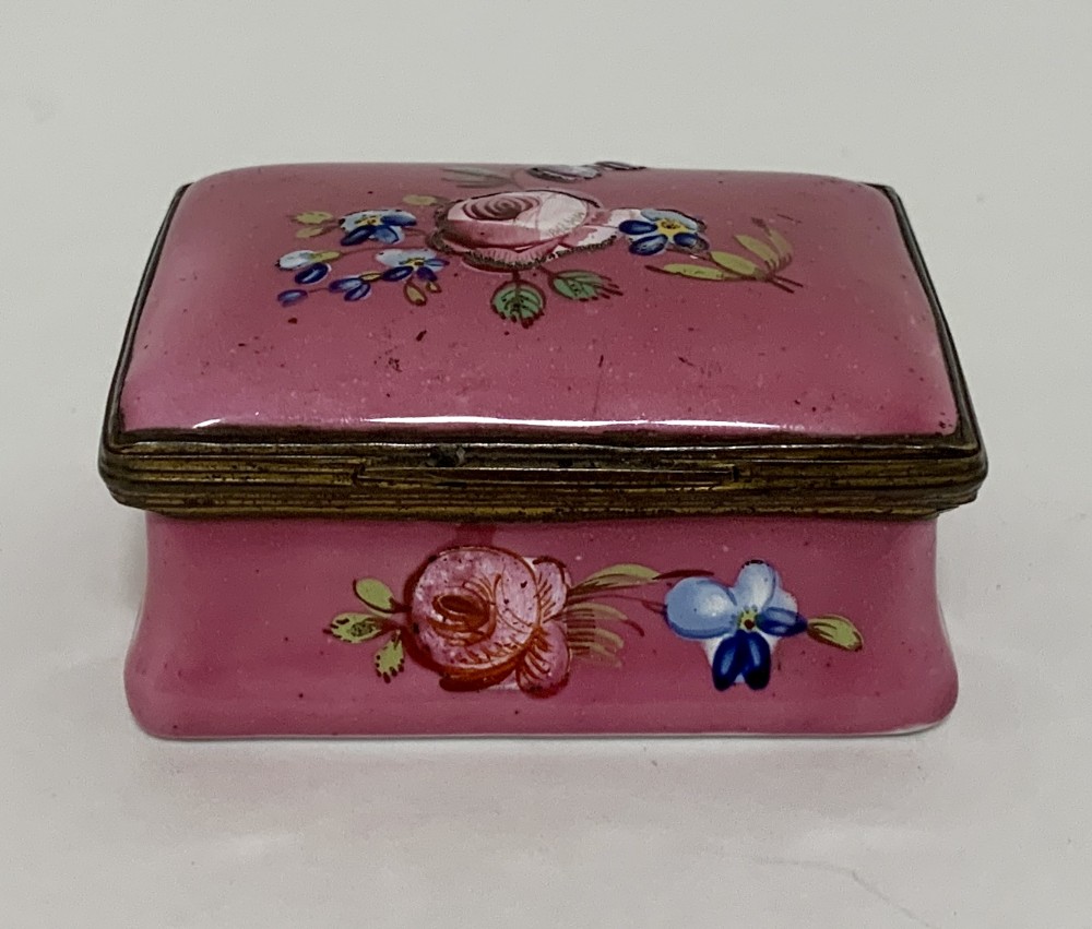 18th Century Georgian Bilston Enamel Floral Pill Box