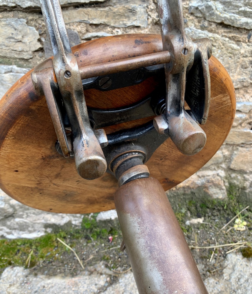Original Antique Singer Factory Machinists Chair View X