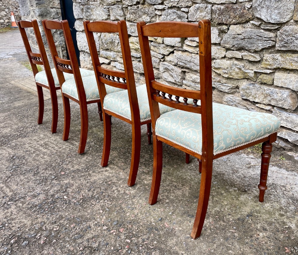 Set of 4 Antique Aesthetic Style Dining Chairs View XIV