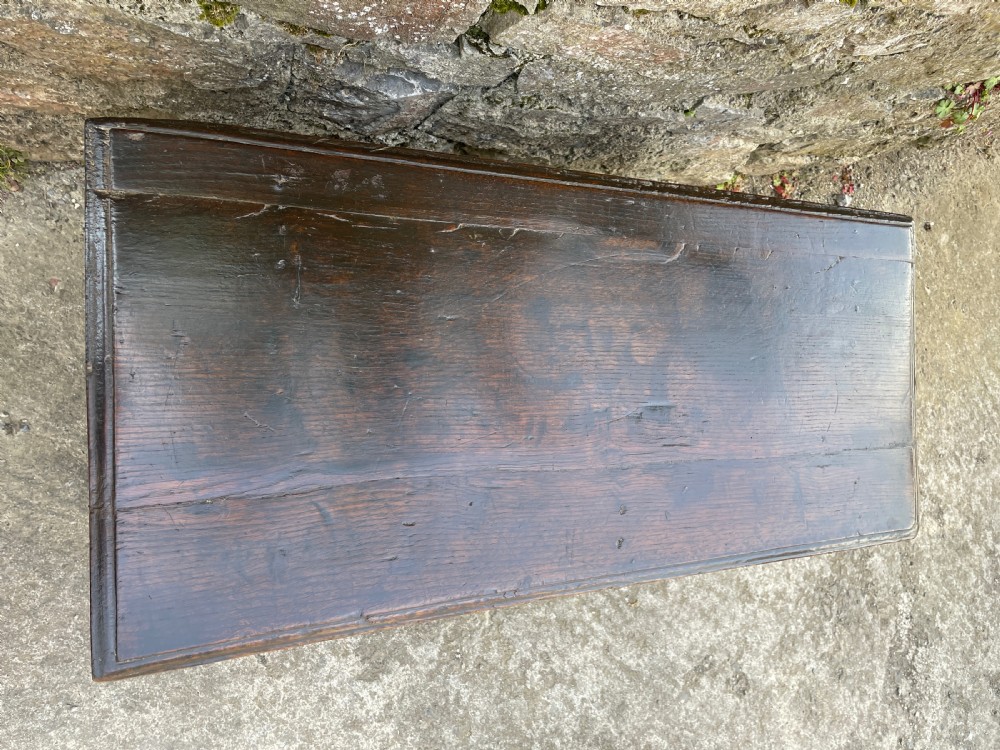 Early 18th Century Planked Oak Coffer View XIII