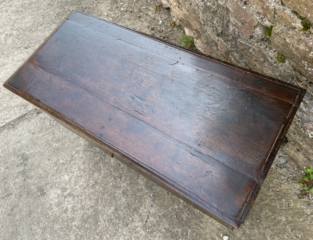 Early 18th Century Planked Oak Coffer View XXX