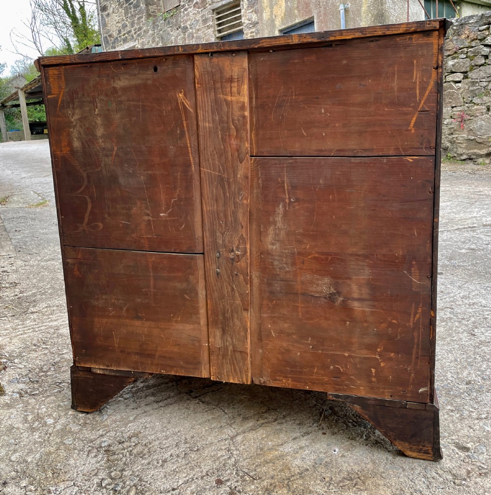 Small Georgian Mahogany Chest of Drawers View XXIV