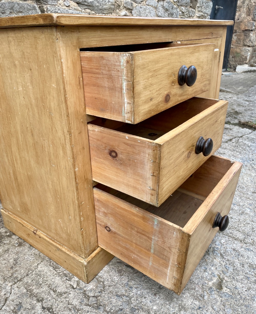 Antique Stripped Pine Sideboard View XVI