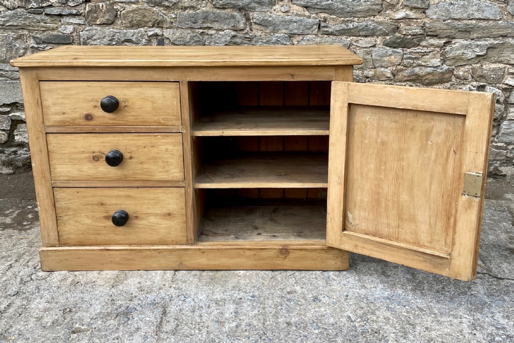 Antique Stripped Pine Sideboard View XVII