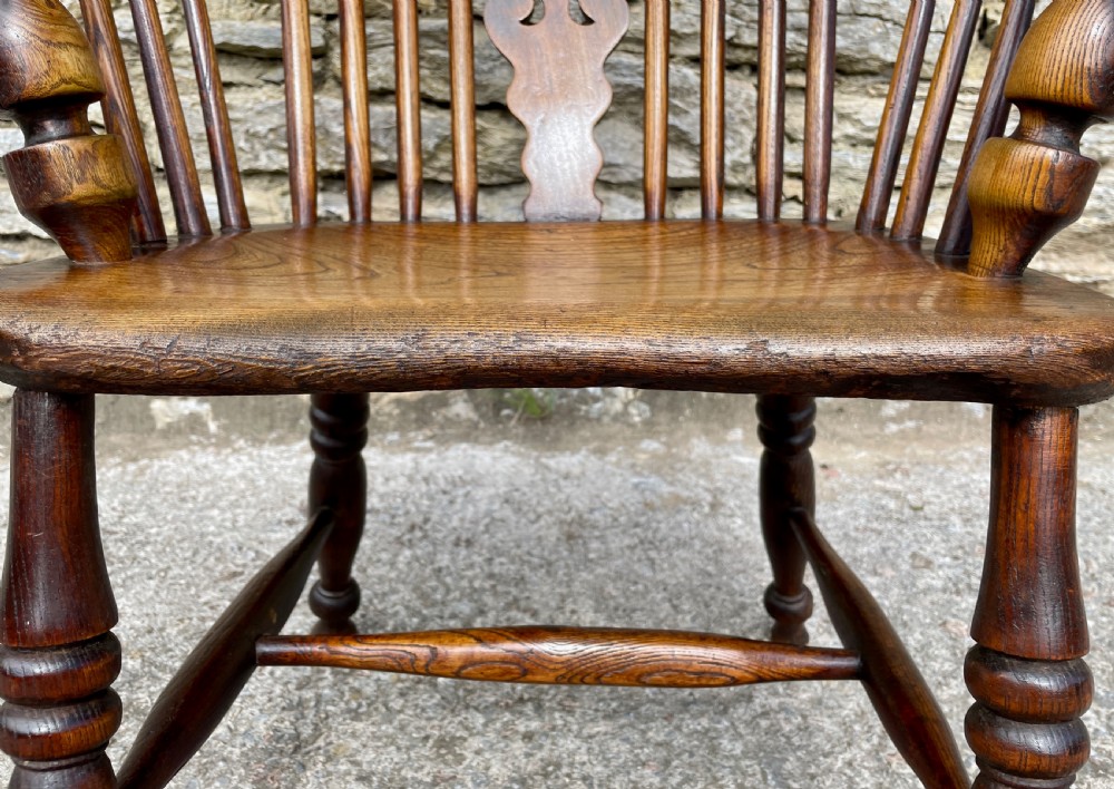 Antique Windsor Chair View XVII