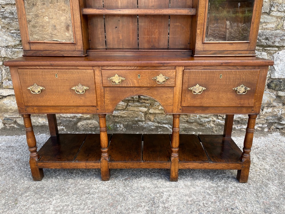 Antique Welsh Oak Potboard Dresser View XVII