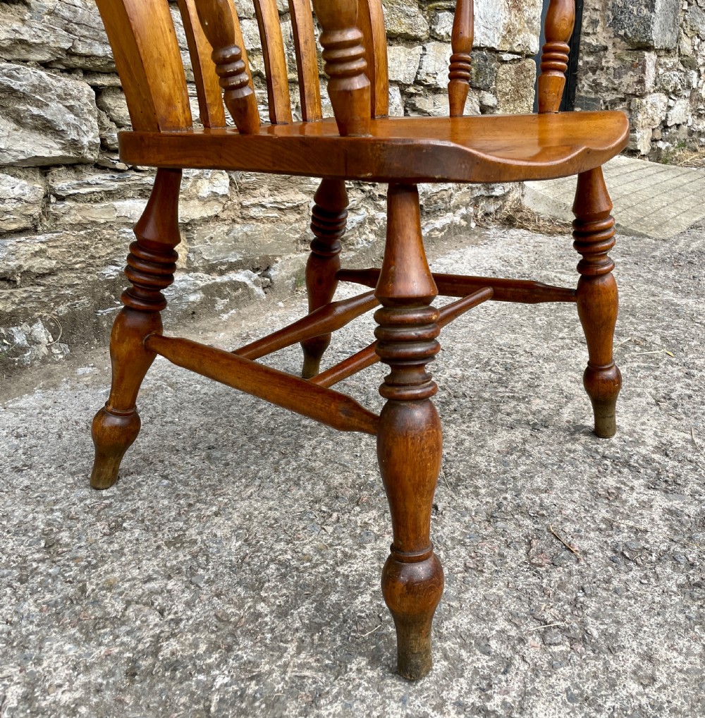 Antique Windsor Farmhouse Chair View XVI