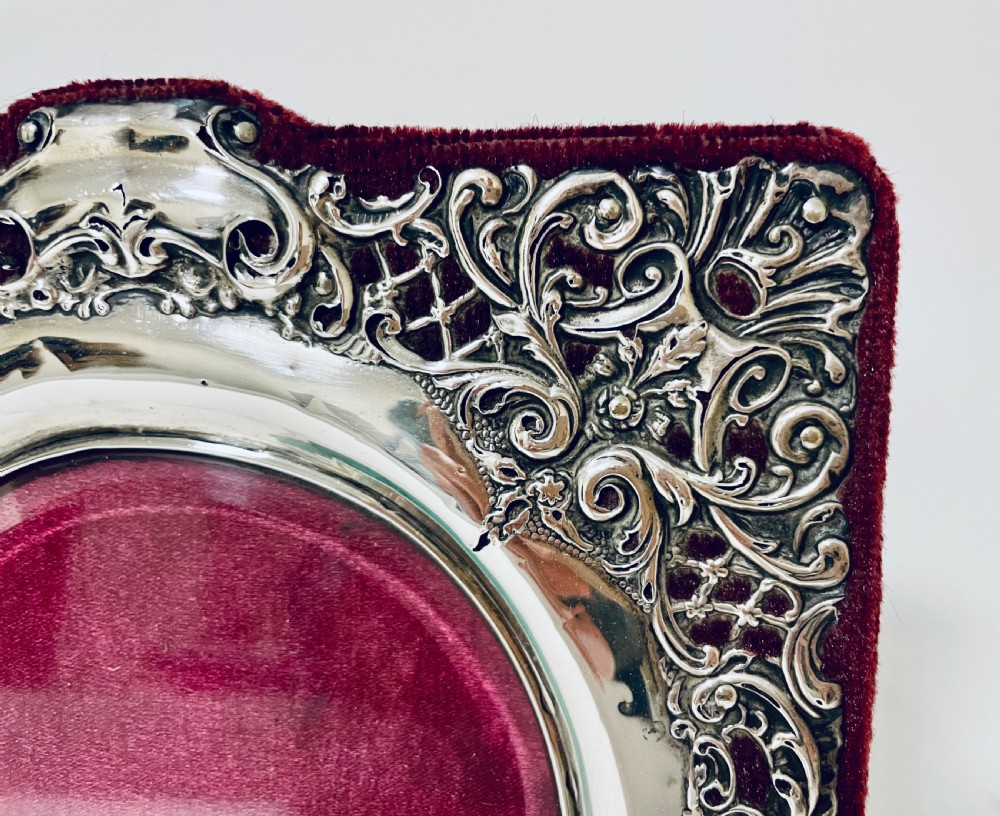 Victorian Sterling Silver Photo Frame View XI