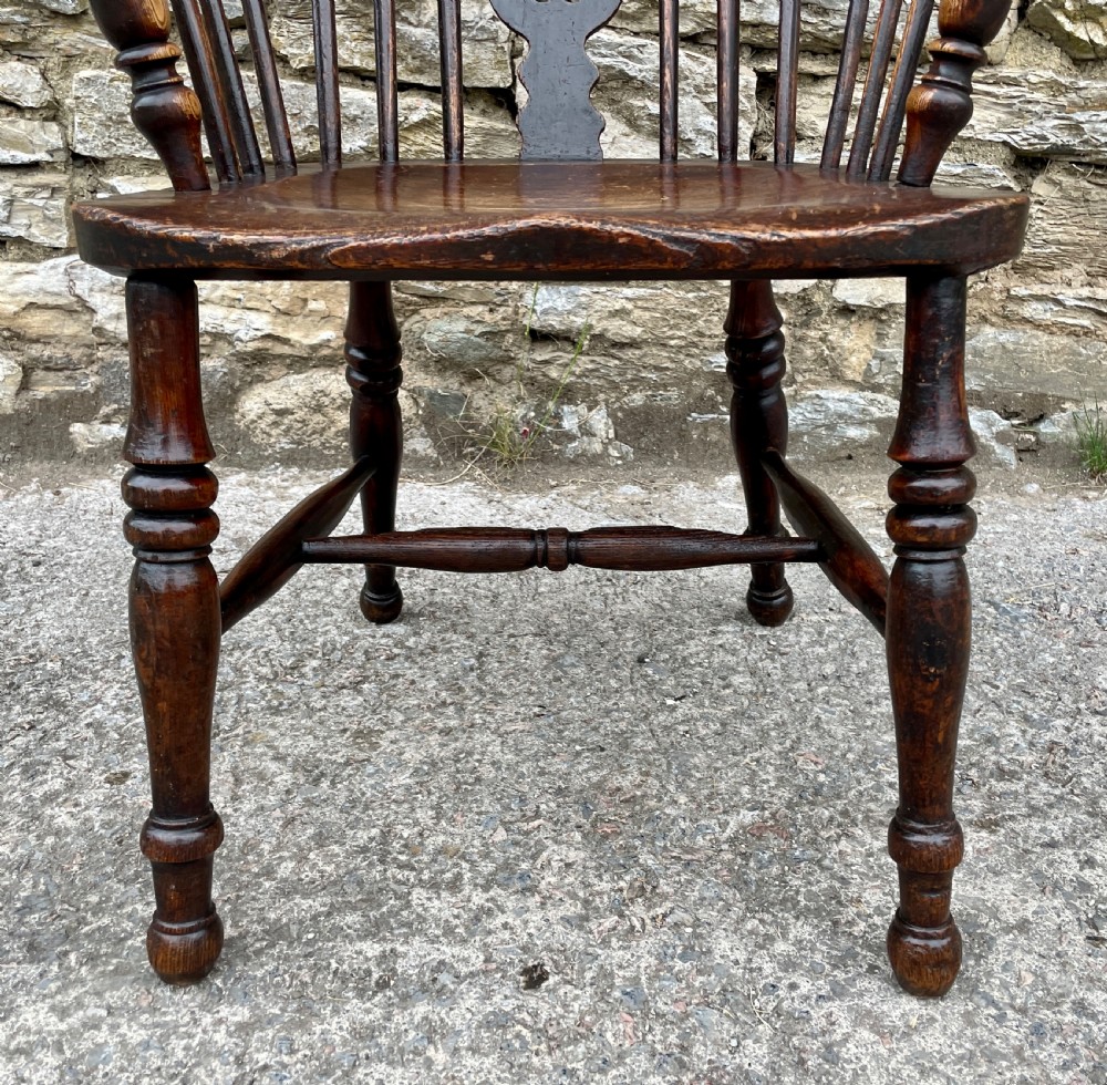 Antique Windsor Chair with Elm Seat View XIV
