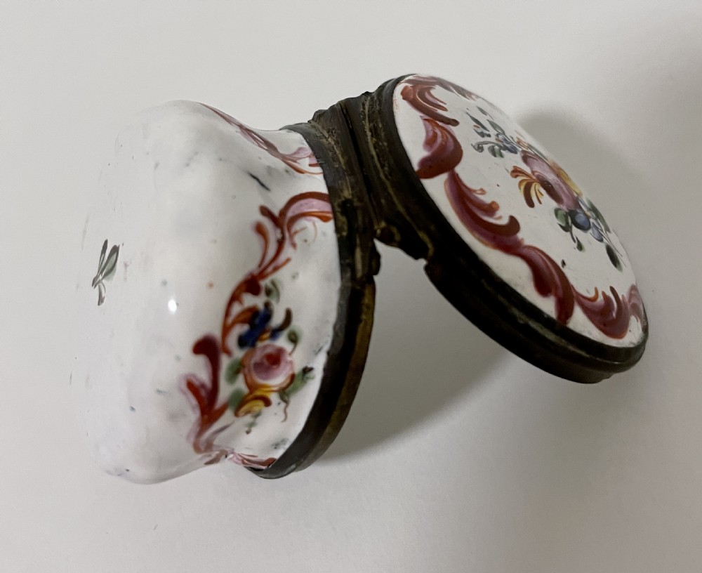18th Century Georgian Bilston Enamel Pill Box View XIII
