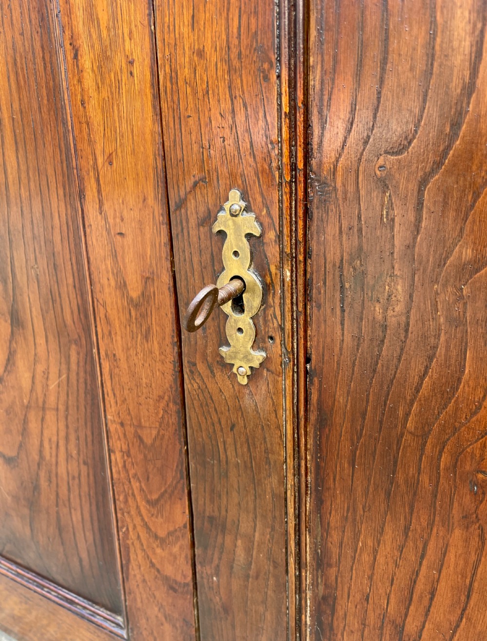 Antique Georgian Elm Hanging Wall Cupboard View XIII
