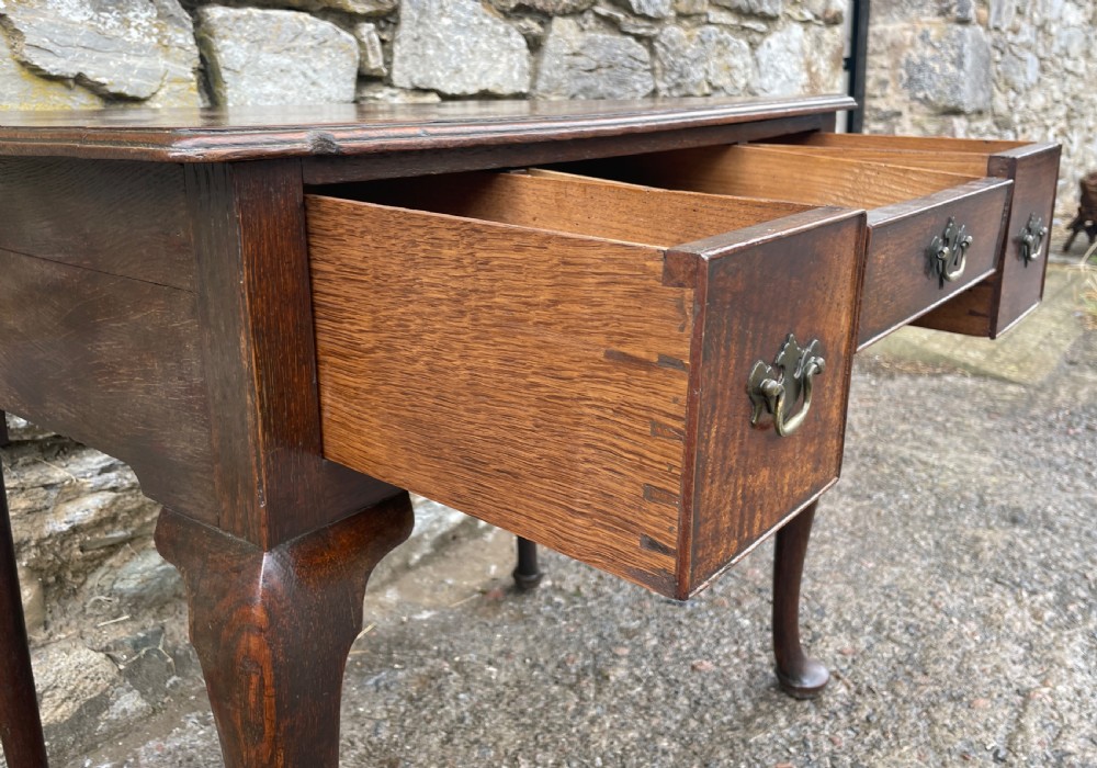 18th Century Georgian Oak Crossbanded Lowboy View IX