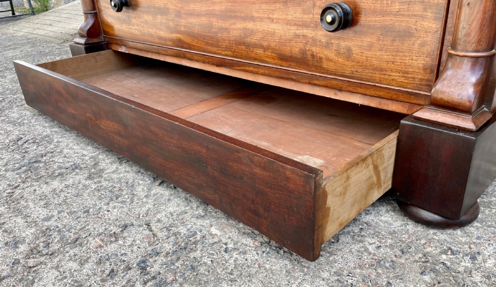 Large Victorian Scottish Mahogany Chest of Drawers View XXVIII