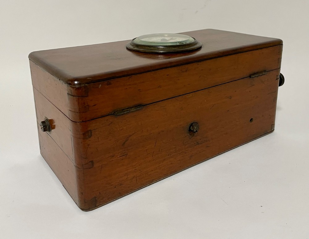 Victorian Electric Shock Machine with Dial View XIII