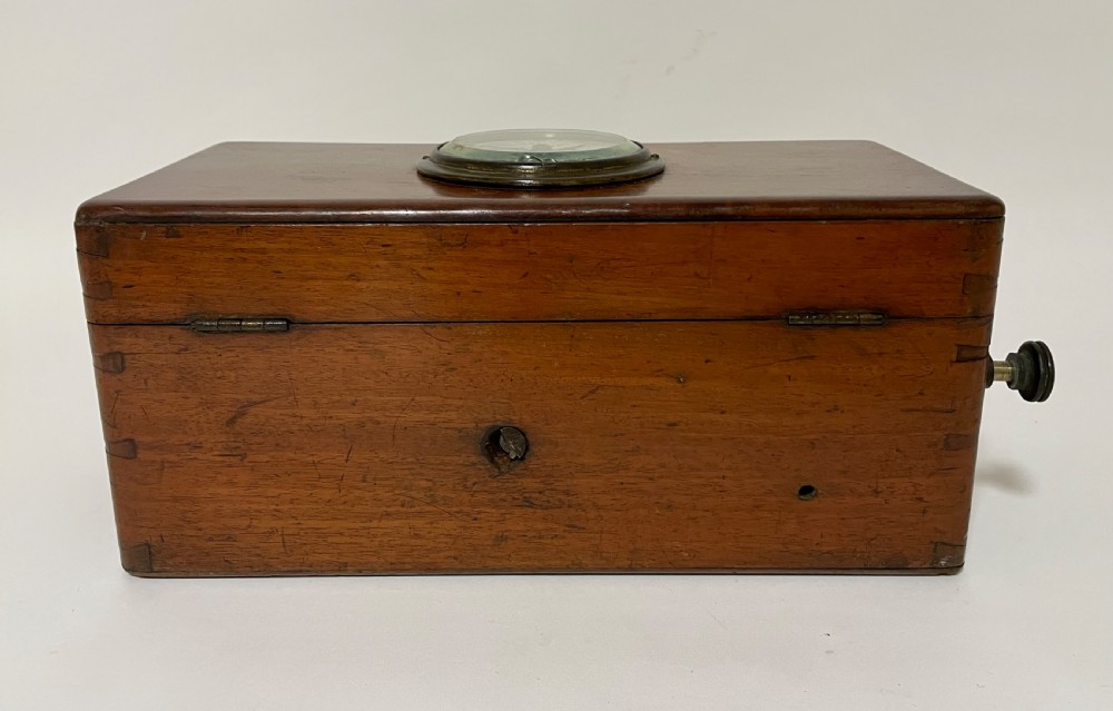 Victorian Electric Shock Machine with Dial View XIV