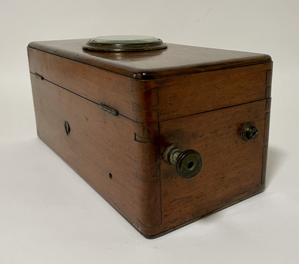Victorian Electric Shock Machine with Dial View XV