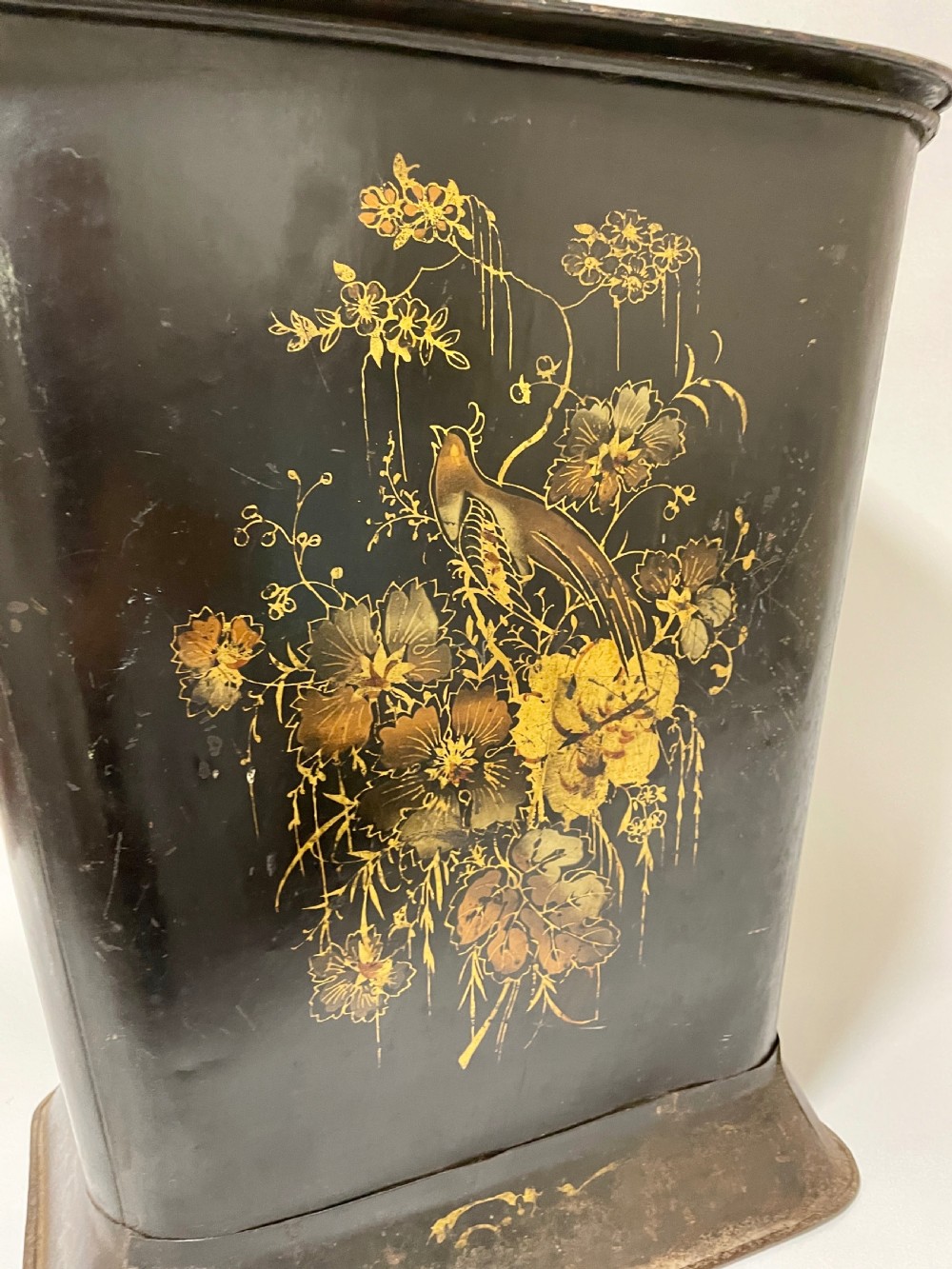 Antique Victorian Toleware Coal Bin with Liner View XIII