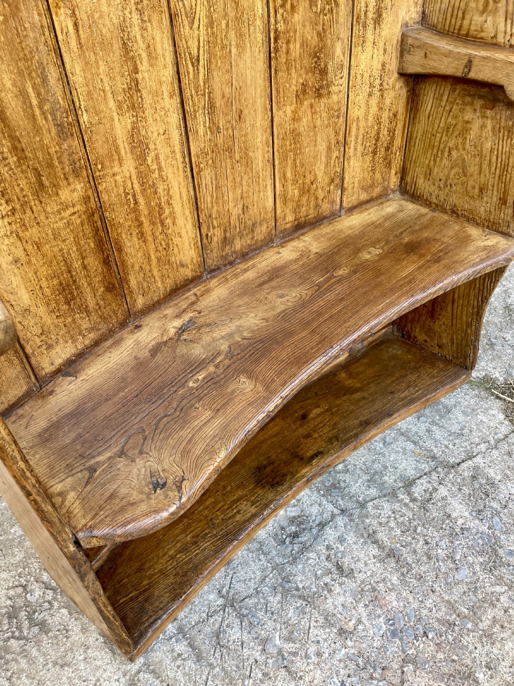 Antique Curved Wing Back Pine and Elm Settle View IV