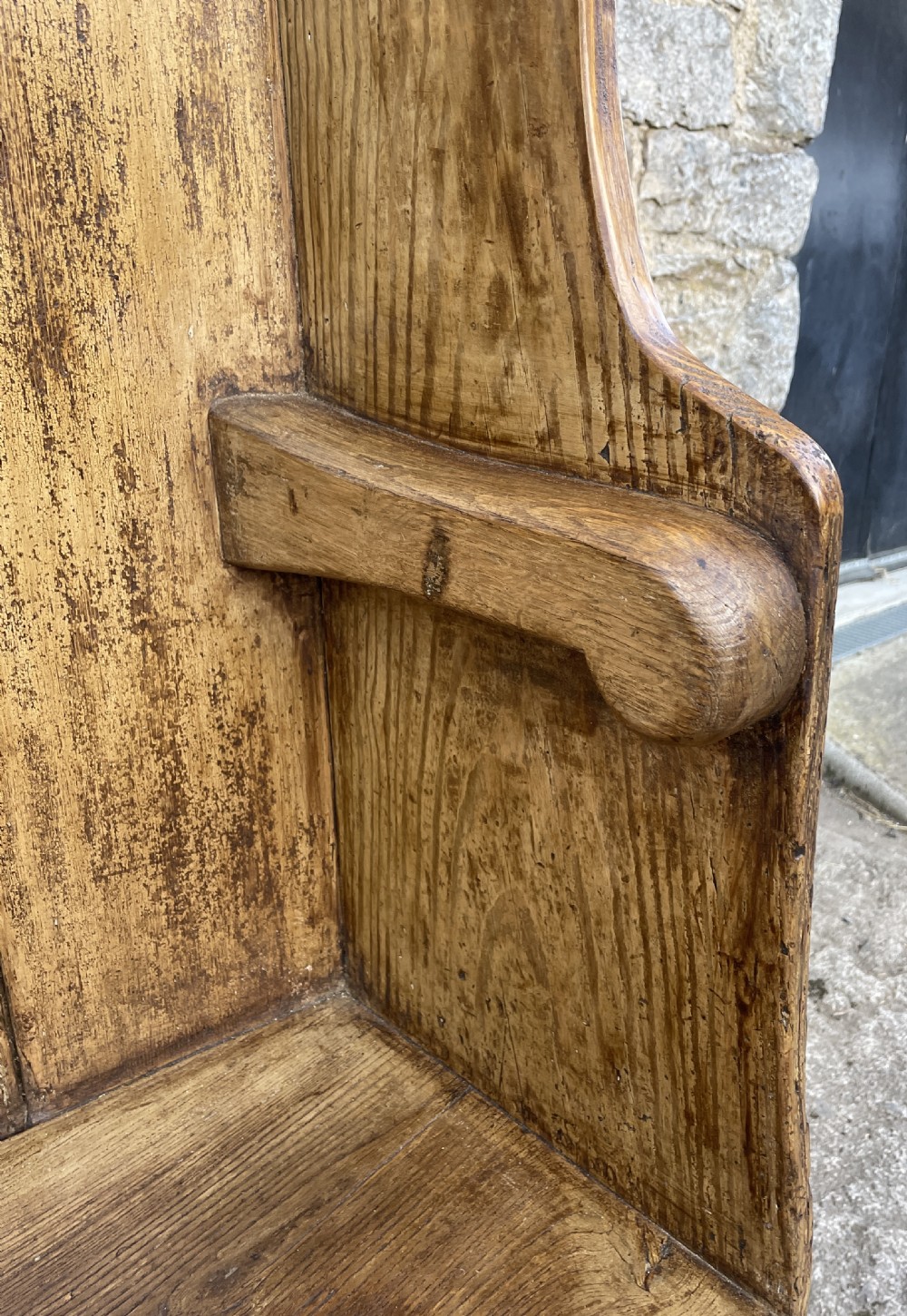 Antique Curved Wing Back Pine and Elm Settle View IX