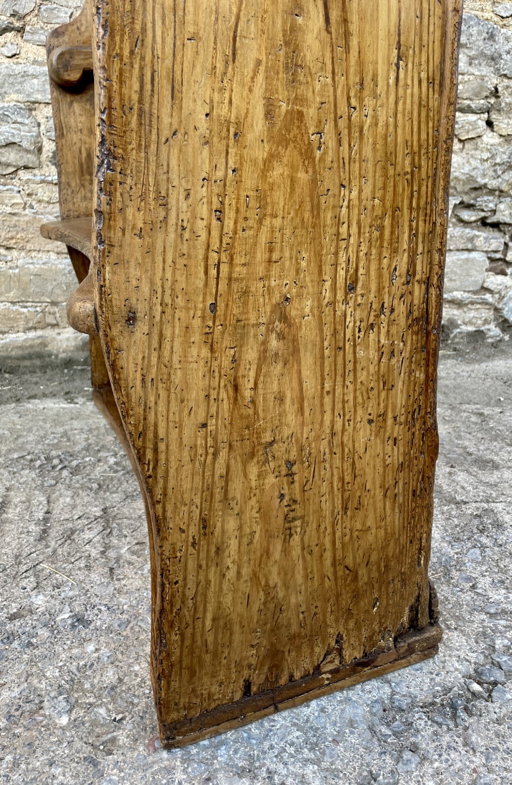 Antique Curved Wing Back Pine and Elm Settle View XIV