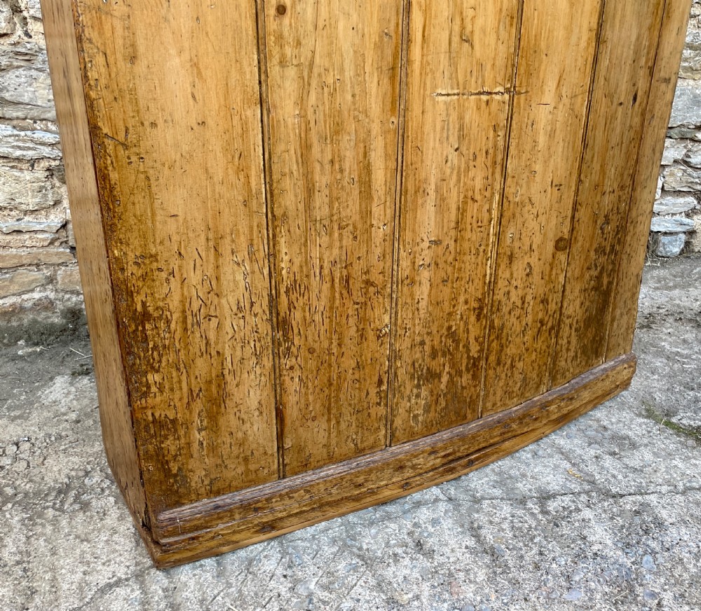 Antique Curved Wing Back Pine and Elm Settle View XVIII