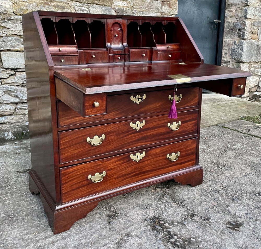 Antique Georgian Red Walnut Bureau View XXI