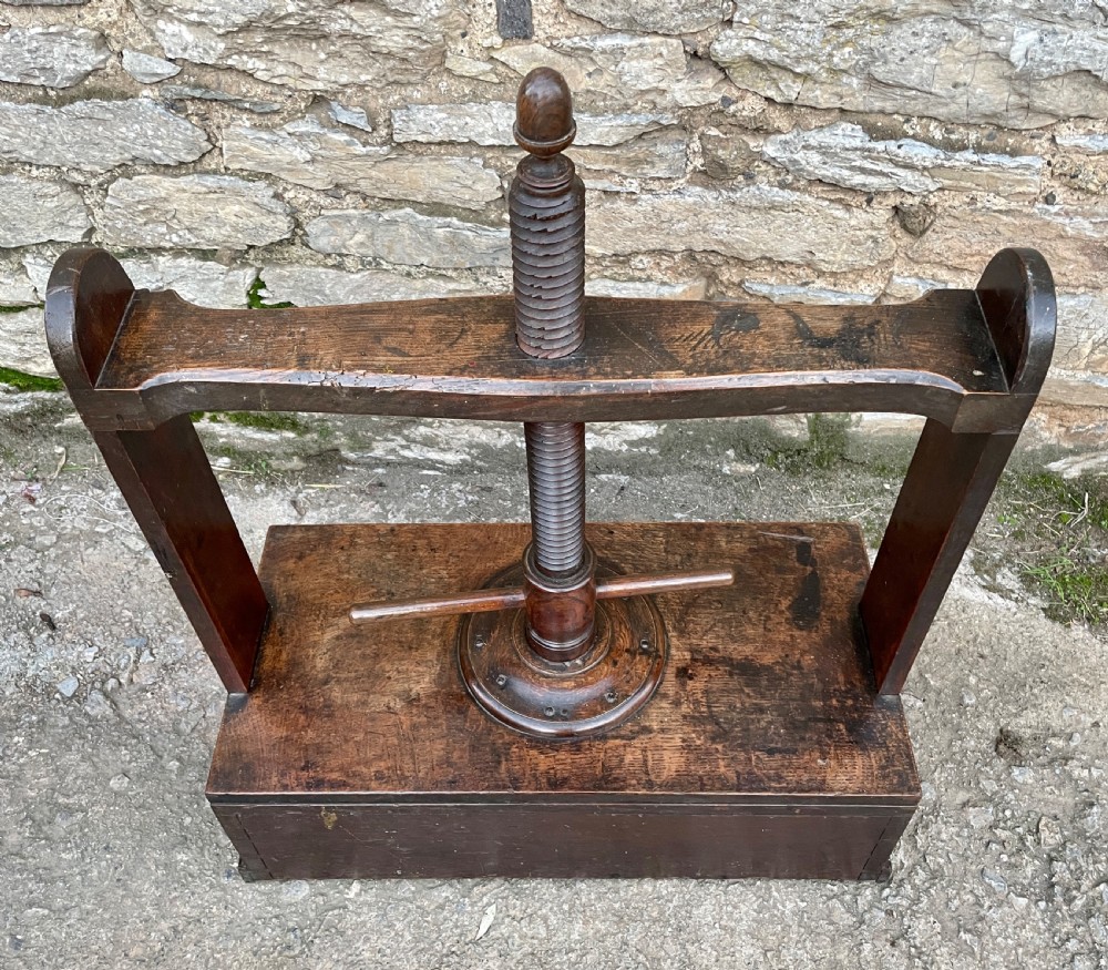 Antique Victorian Oak Tabletop Book Press View XIII