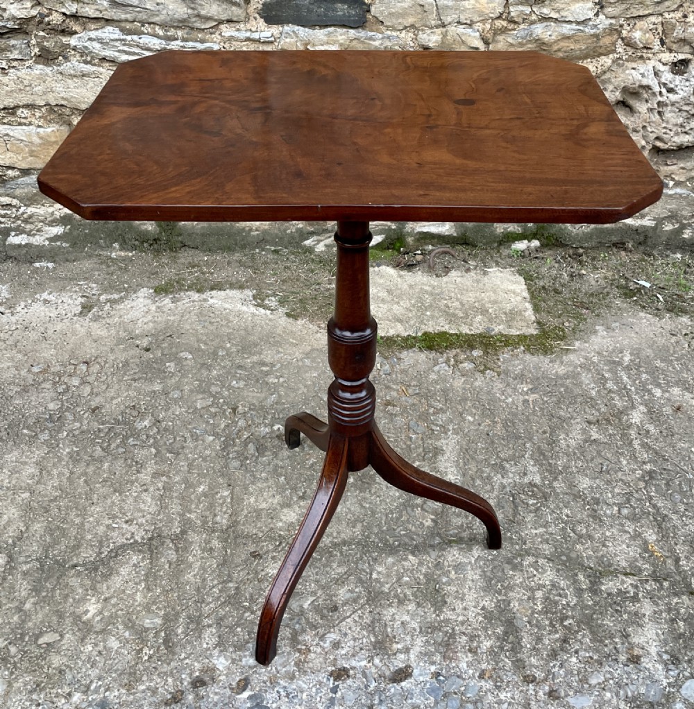 Regency Mahogany Snap Top Wine Table