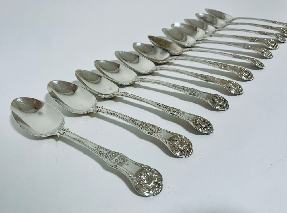 Set of 12 Georgian Solid Silver Kings Pattern Tablespoons View IV