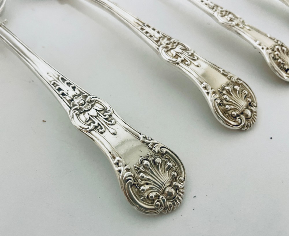 Set of 12 Georgian Solid Silver Kings Pattern Tablespoons View VI