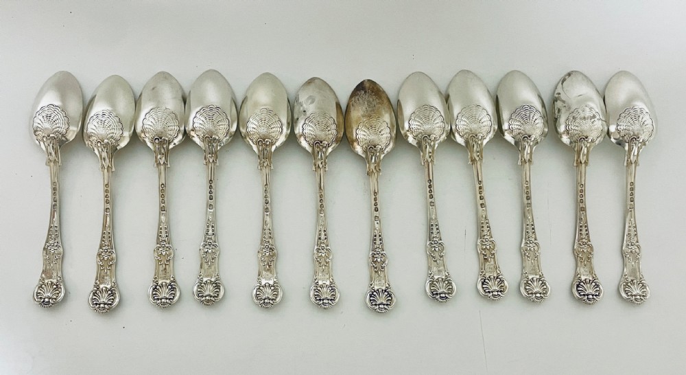 Set of 12 Georgian Solid Silver Kings Pattern Tablespoons View VII