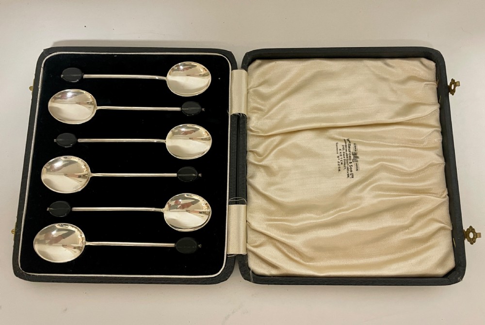 Set of 6 Art Deco Sterling Silver Coffee Spoons in Box View III