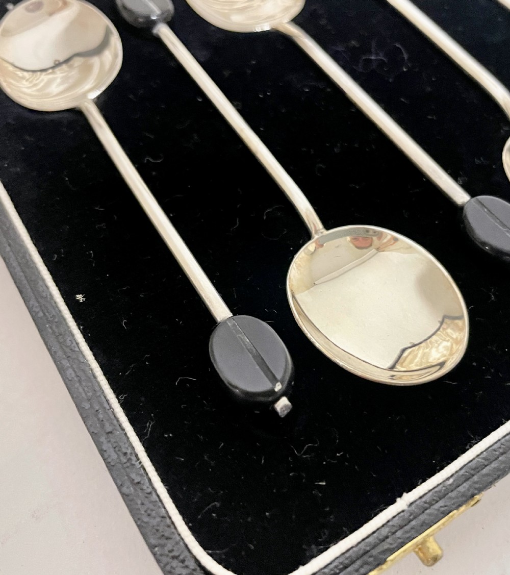Set of 6 Art Deco Sterling Silver Coffee Spoons in Box View VIII