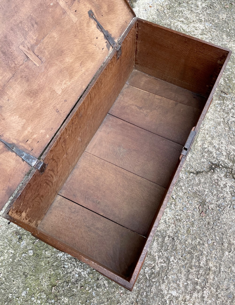 Antique Georgian Oak Crossbanded Blanket Chest View XVI