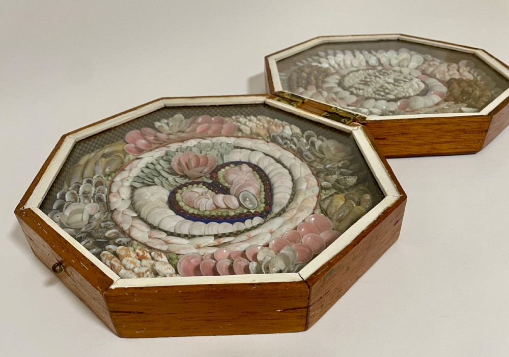 Antique Victorian Shellwork Sailors Valentine View X