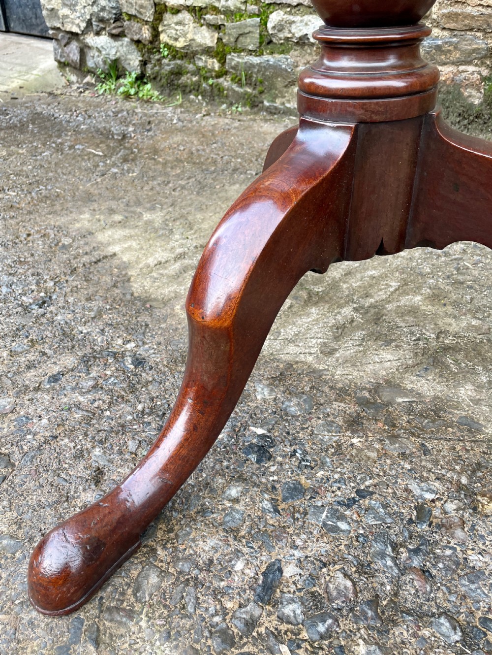 Georgian Mahogany Tilt Top Occasional Table View XIX