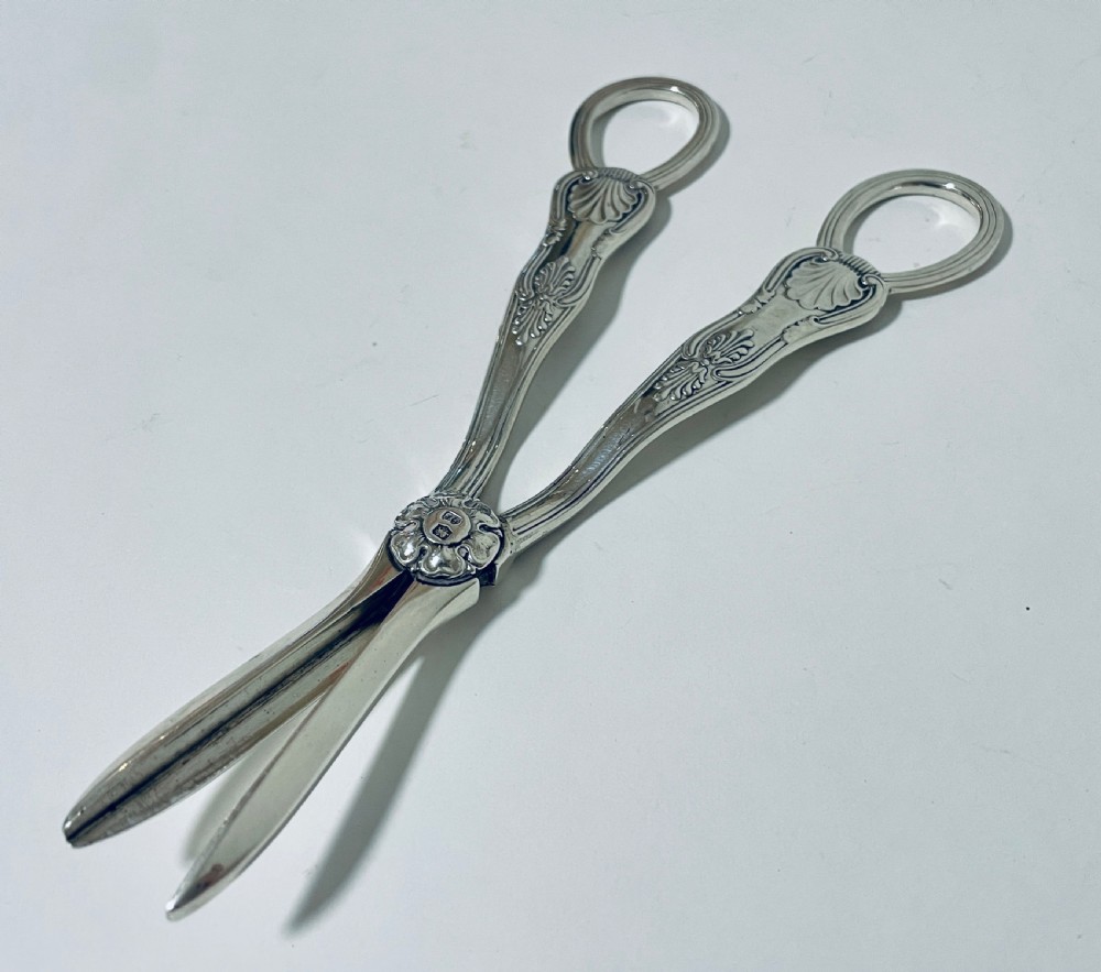 Antique Sterling Silver Kings Pattern Grape Scissors View III