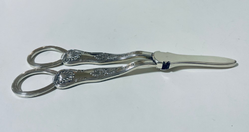 Antique Sterling Silver Kings Pattern Grape Scissors View IX