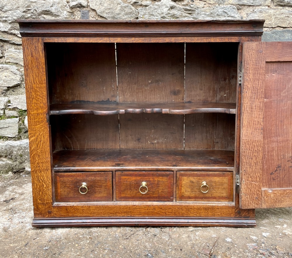 ?Antique 18th Century Oak Spice Cupboard View XIX