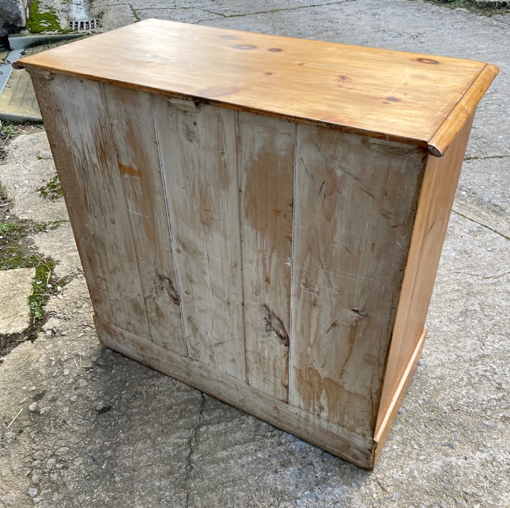 Large Antique Stripped Pine Chest of Drawers View XVIII