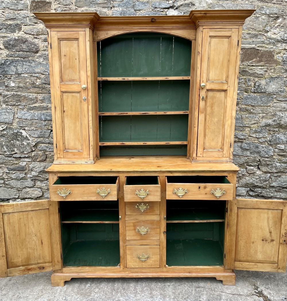 Antique Georgian Pine Dresser View XV