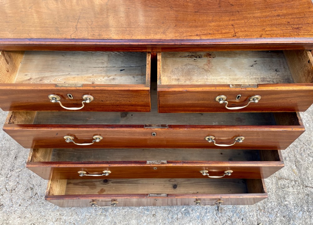 Georgian Mahogany Chest of Drawers View XIV