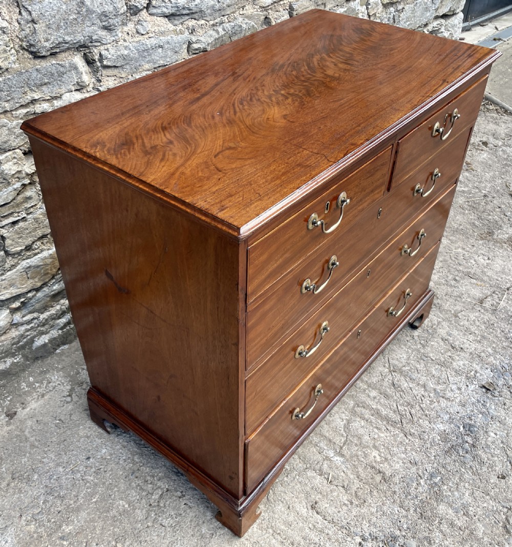 Georgian Mahogany Chest of Drawers View XIX