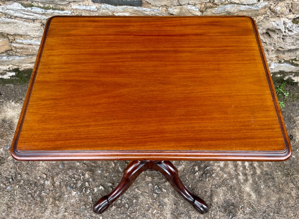 Antique Victorian Mahogany Lamp Table by Johnstone & Jeanes View V