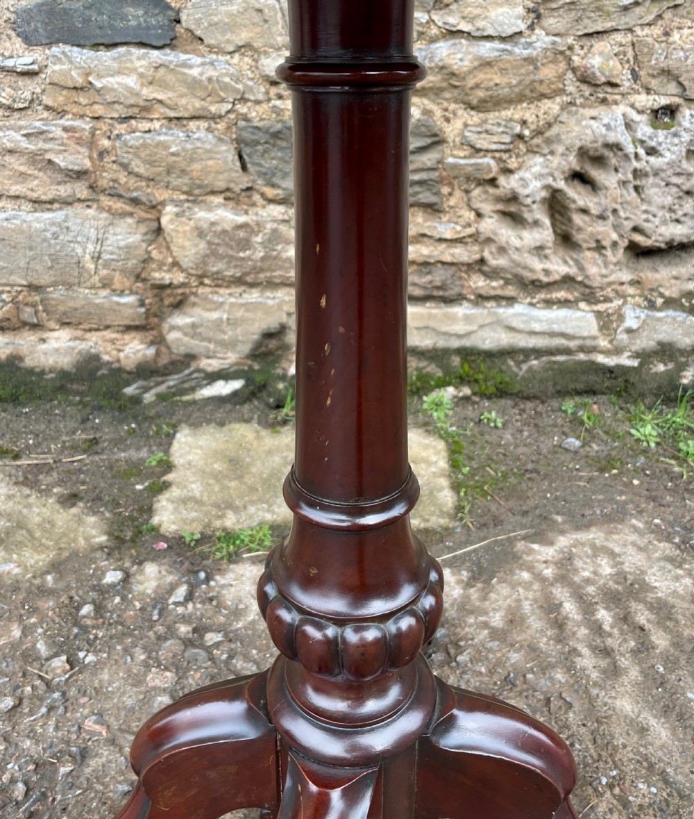 Antique Victorian Mahogany Lamp Table by Johnstone & Jeanes View XII