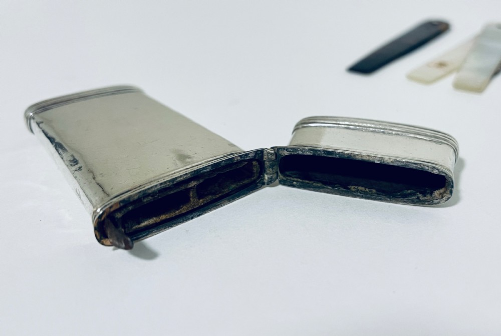 18th Century Georgian Fleam Bloodletting Kit in Silver Case View X