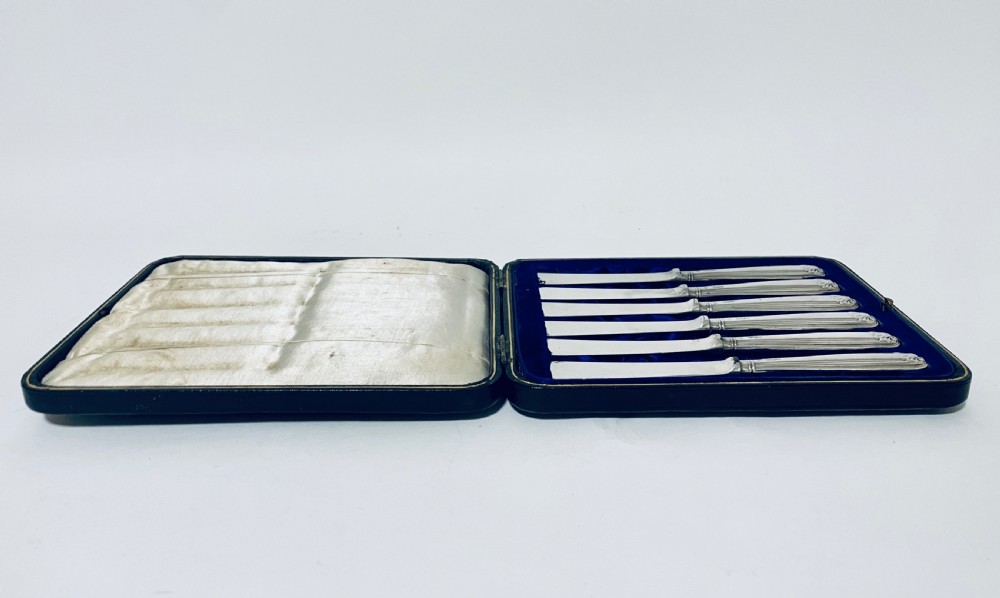 Set of 6 Antique Silver Handled Butter Knives View V