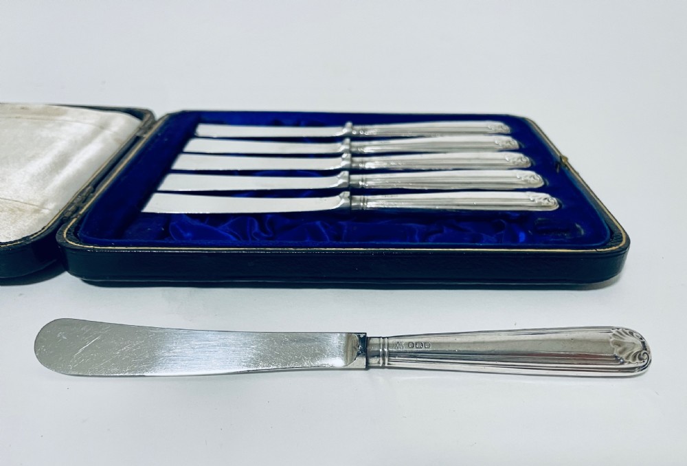 Set of 6 Antique Silver Handled Butter Knives View VIII